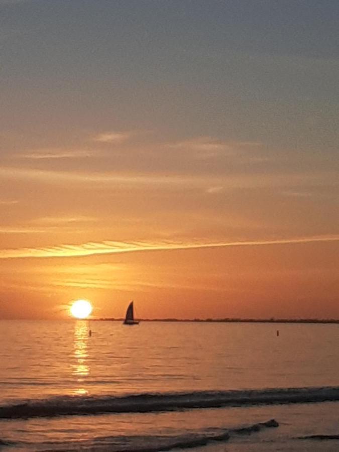 Fort Myers Beach Resort Bagian luar foto